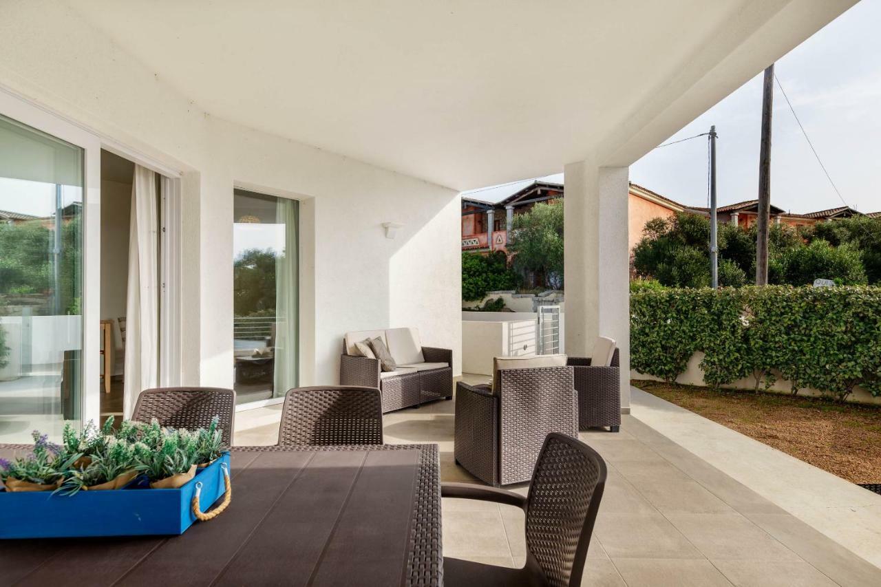 Caneis Apartments San Teodoro  Exterior photo
