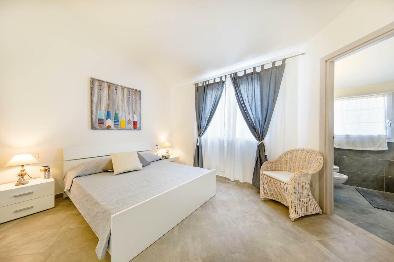 Caneis Apartments San Teodoro  Exterior photo