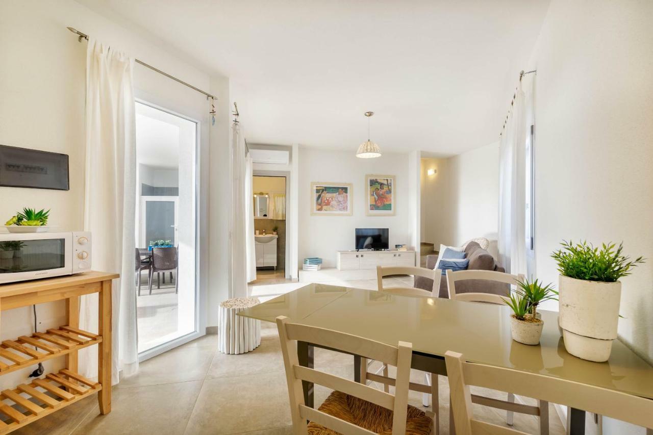 Caneis Apartments San Teodoro  Exterior photo