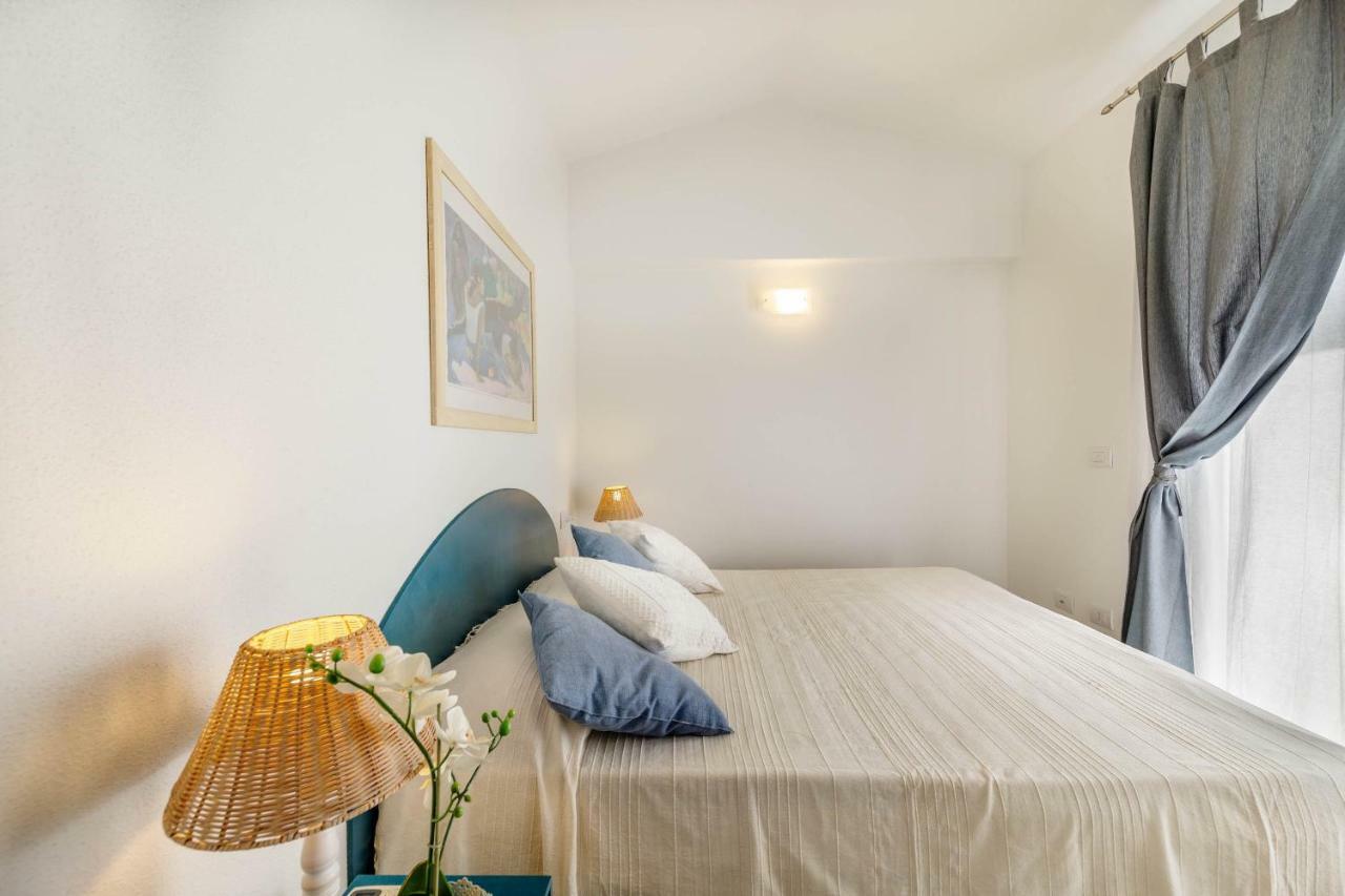 Caneis Apartments San Teodoro  Exterior photo