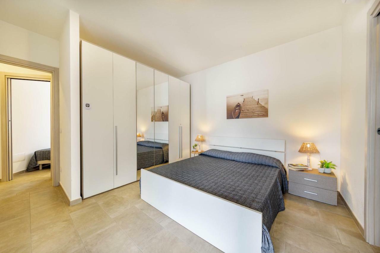 Caneis Apartments San Teodoro  Exterior photo
